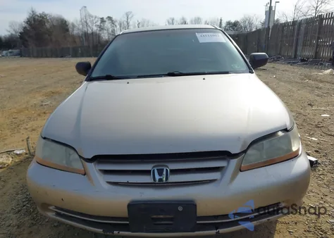 2001 Honda Accord 2.3 Lx z USA, uszkodzony, nr VIN 1HGCG56491A016372